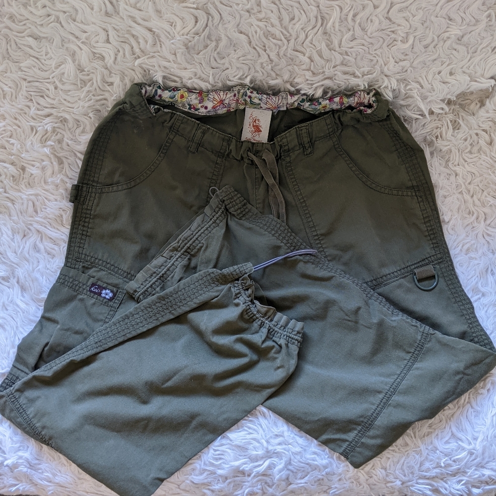Koi Lindsey scrubs